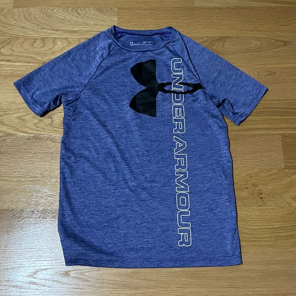 Blue Under Armour T-shirt